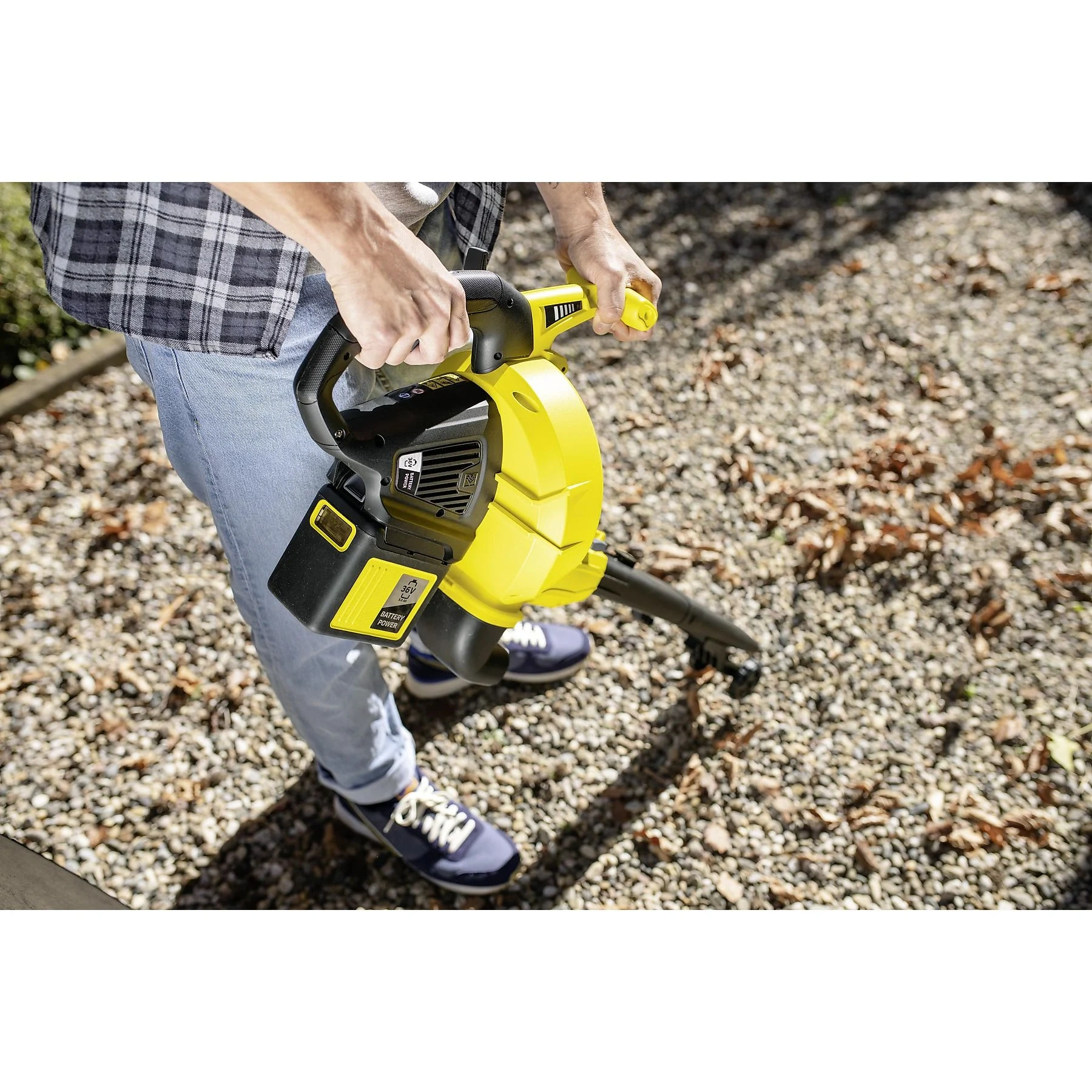 KÄRCHER Akku-Laubsauger BLV 36-240 – leistungsstark & vielseitig