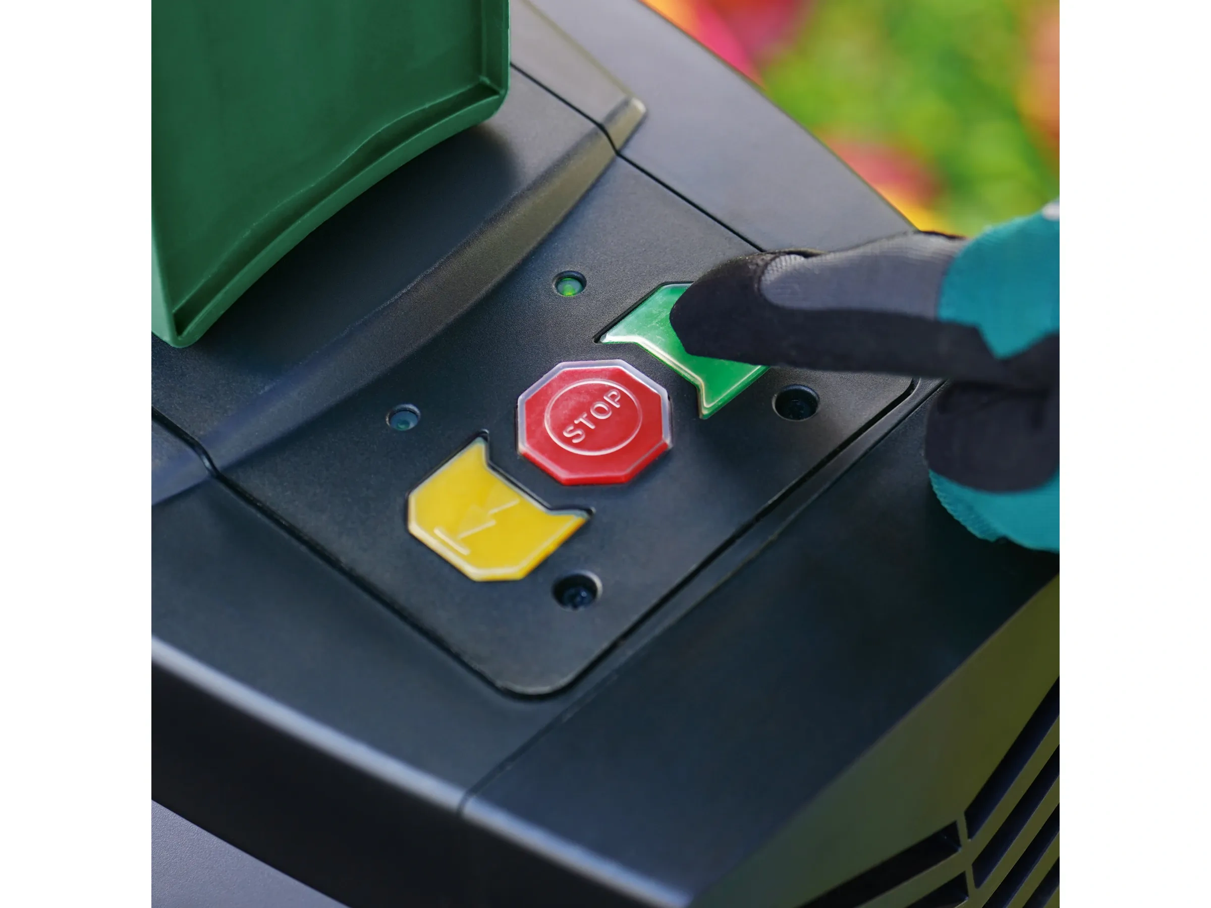 Bosch AXT 25 TC Gartenhäcksler – Turbinen-Schnitt-System, 2500 W, 45 mm Aststärke