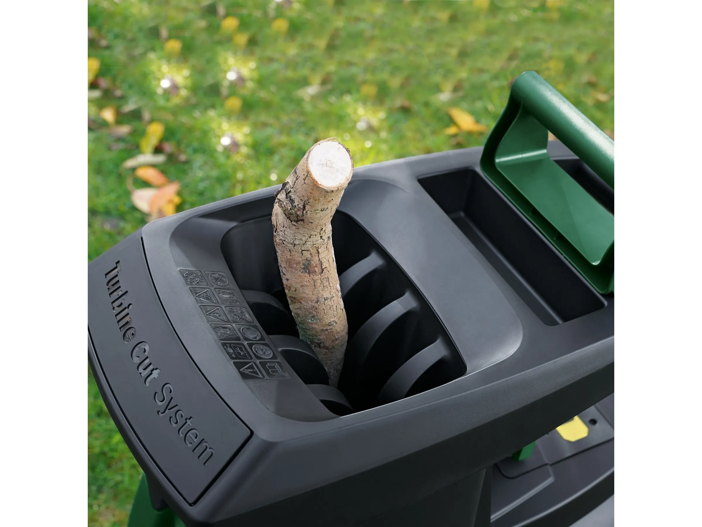 Bosch AXT 25 TC Gartenhäcksler – Turbinen-Schnitt-System, 2500 W, 45 mm Aststärke